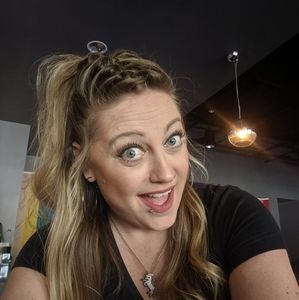 Meet your Posher, Lyndsey